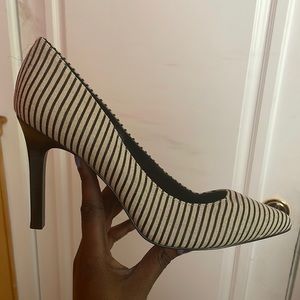 North west Striped heels